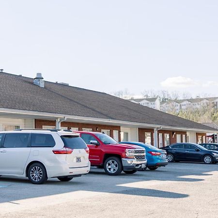 Exclusive Quarters Motel Cleveland Buitenkant foto