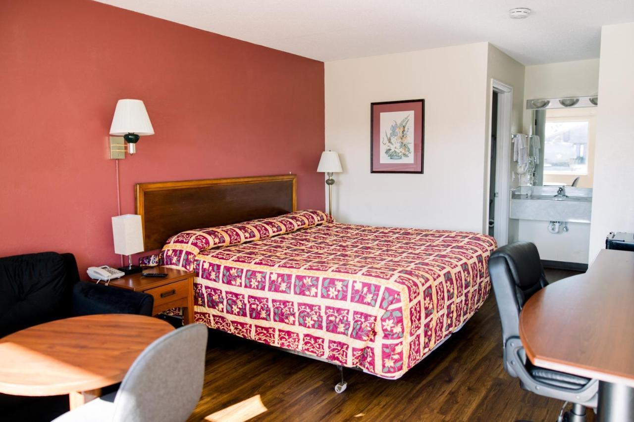 Exclusive Quarters Motel Cleveland Buitenkant foto